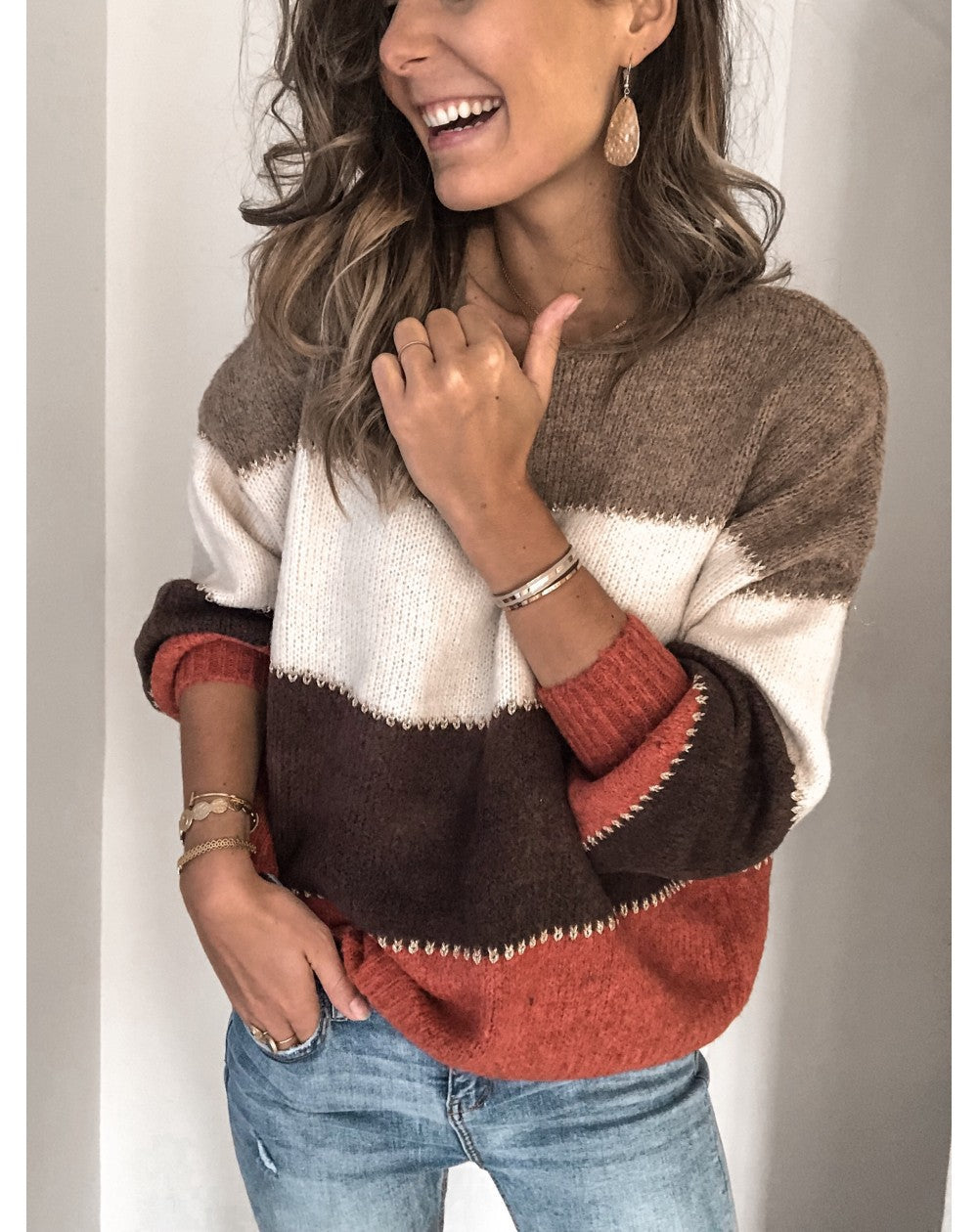 Pullover bottom knitted sweater top, casual contrasting color crew neck sweater women's autumn and winter