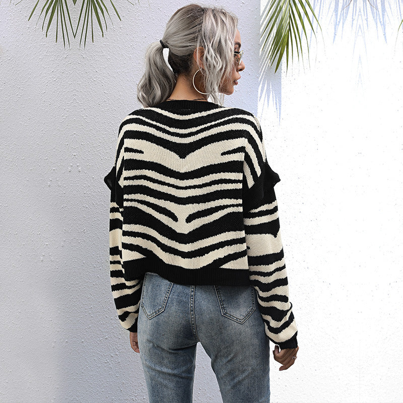 Knitted sweater jacket short contrasting striped cardigan short