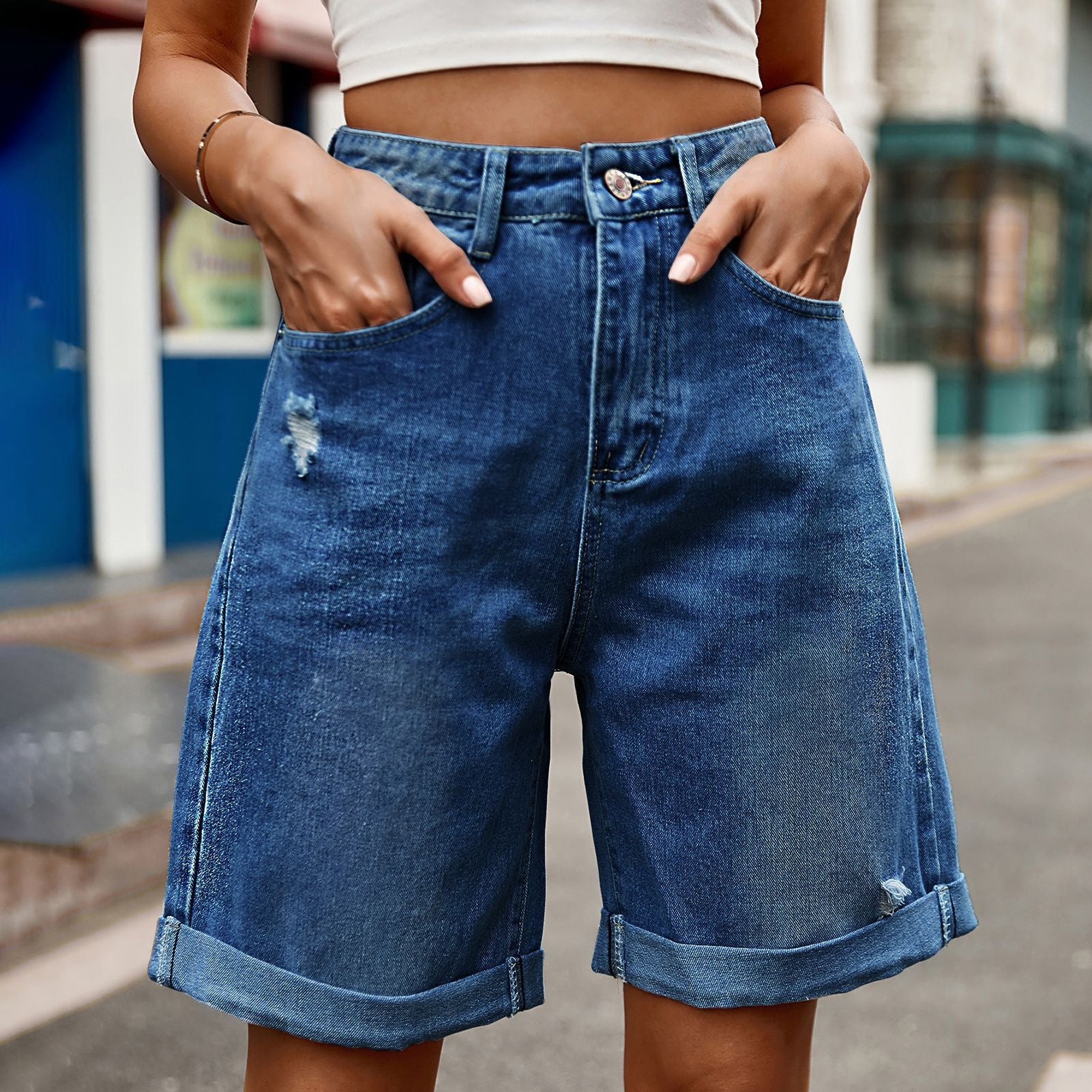 New ripped hemming five-point denim shorts casual pants tide