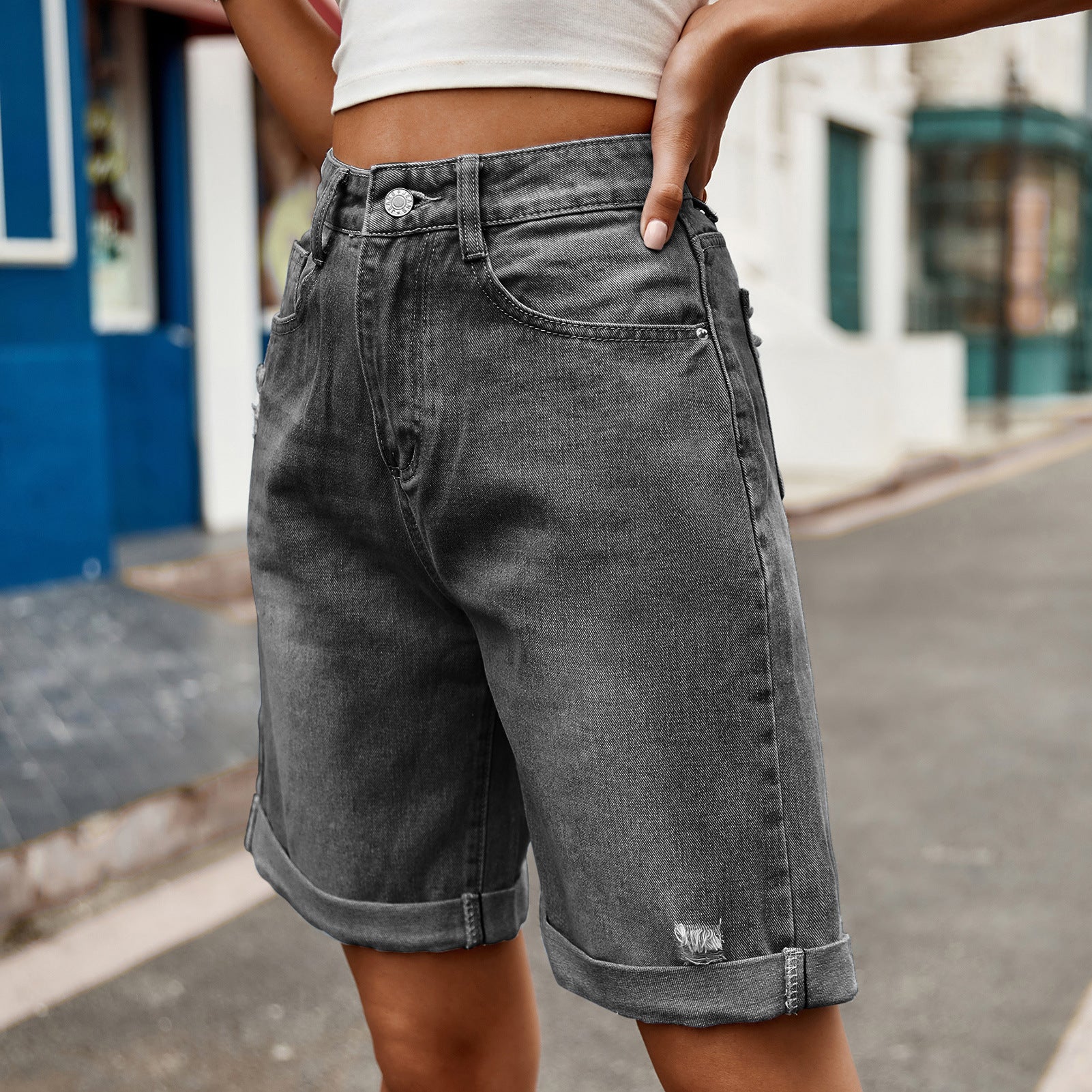 New ripped hemming five-point denim shorts casual pants tide