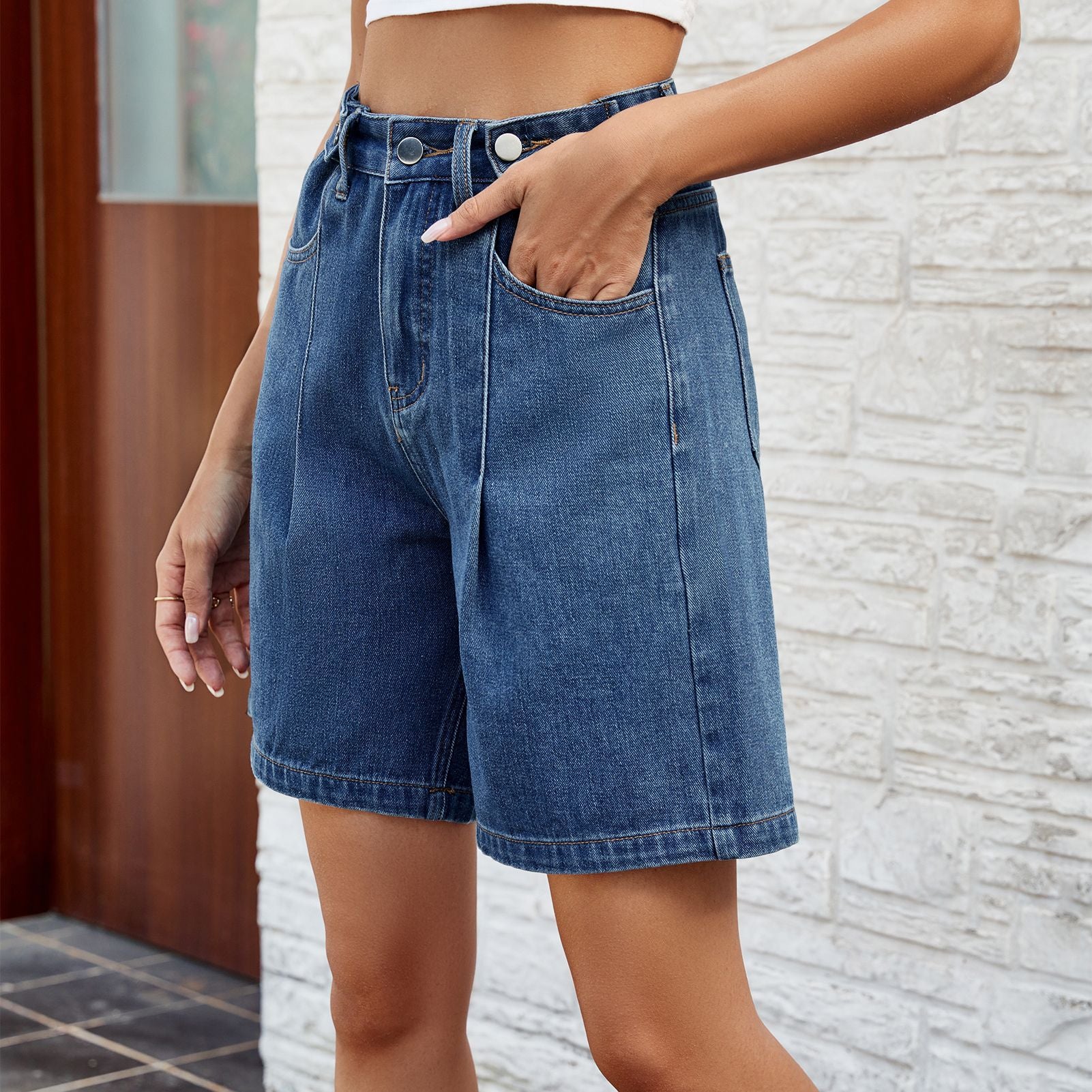 Washed waist adjustable denim cropped pants