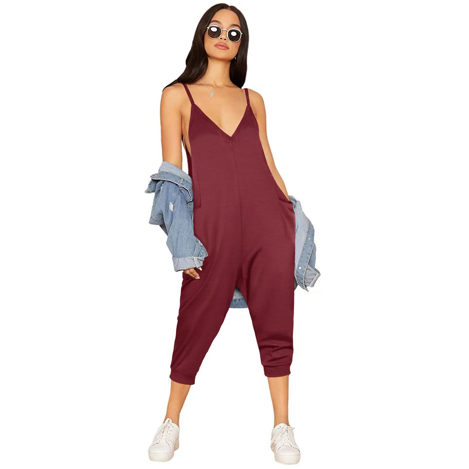 Solid color onesie, suspender, foot closure, long jumpsuit.