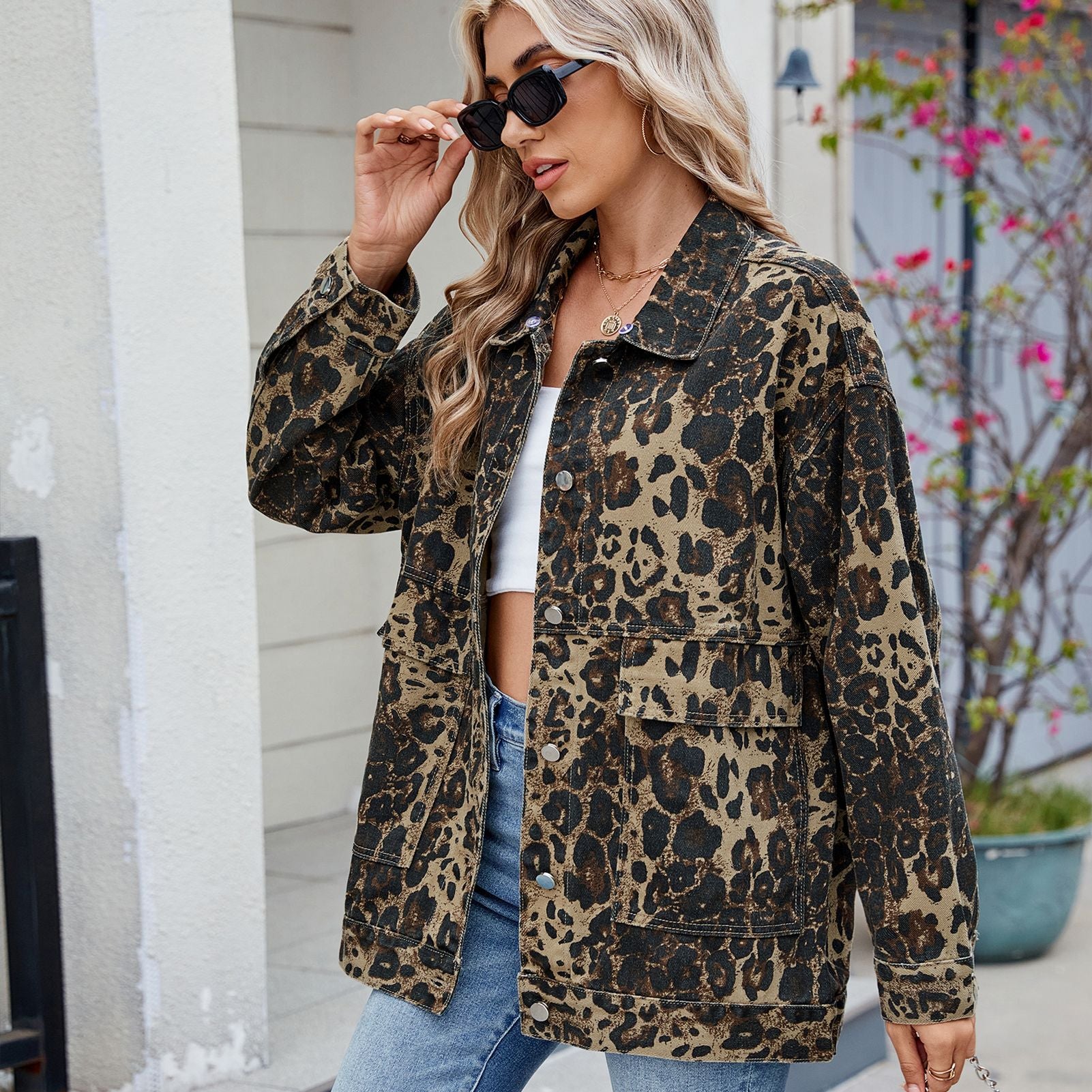 Washed versatile loose leopard print denim jacket top